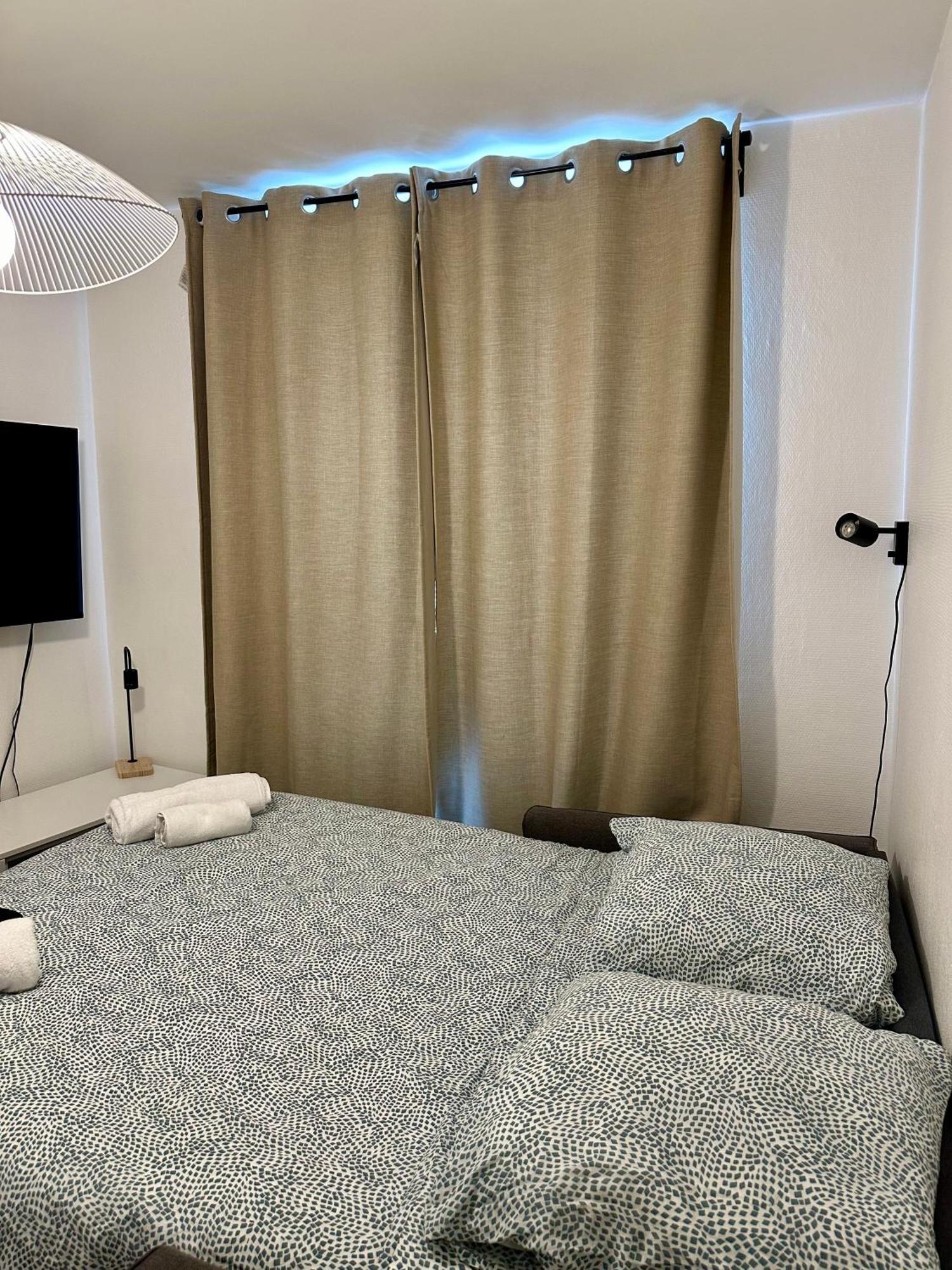 Moderne Et Lumineux Daire Asnières Dış mekan fotoğraf